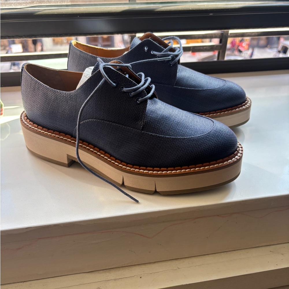 Clergerie Lady Lace-Up Derby Shoes
